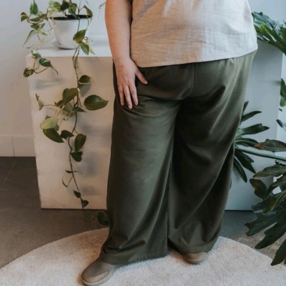Uniform Handmade Raw Silk Belle Wide Leg Slacks, S - Picture 6 of 9